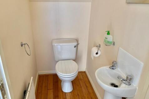 Downstairs WC 