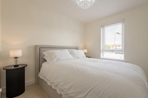 Front Bedroom 
