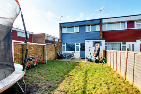 3 Bedroom - End Terrace house