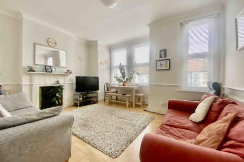 2 bedroom Flat for sale - SOF