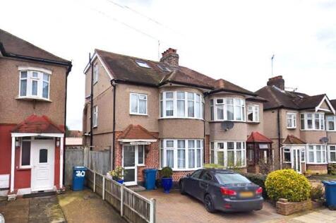 4 Bedroom Semi Detached House