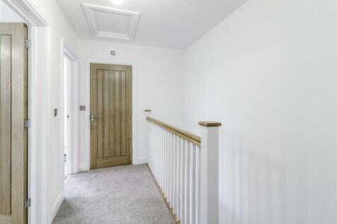 12b Austrey Lane , Newton Regis
