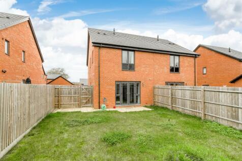 38 Sparrowdale Close, Grendon