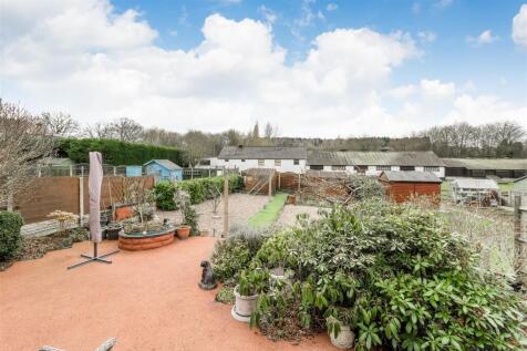 128 Watling Street, Grendon