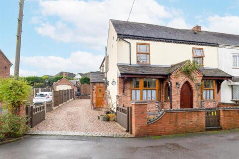 404 Tamworth Road, Amington