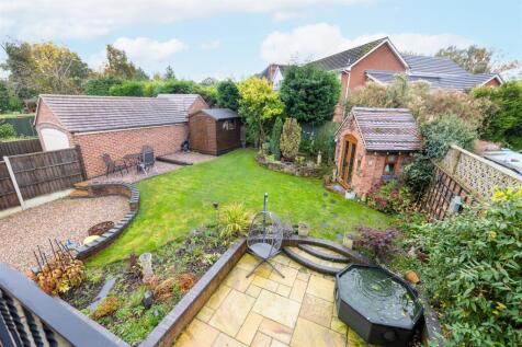 404 Tamworth Road, Amington