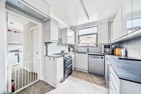 8 Daniel Road, Mancetter