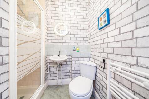 8 Daniel Road, Mancetter