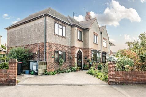 8 Daniel Road, Mancetter
