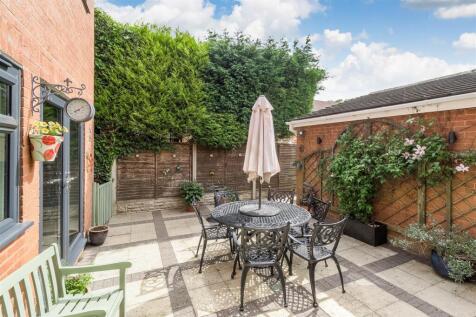 12 Newborough Close, Austrey