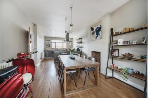 10 Woodside, Arley