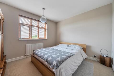 10 Woodside, Arley