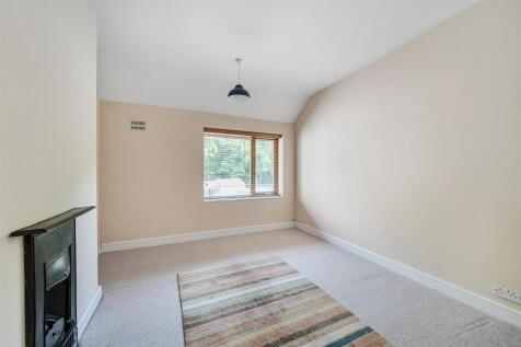 10 Woodside, Arley