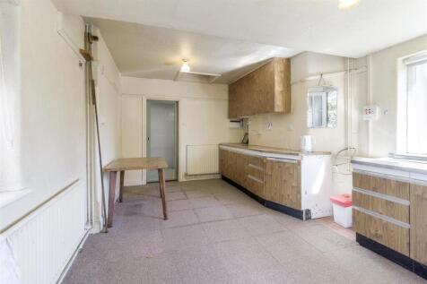112 Lutterworth Road, Nuneaton