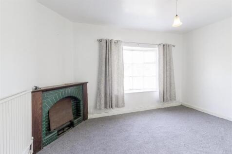 112 Lutterworth Road, Nuneaton