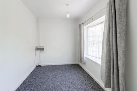 112 Lutterworth Road, Nuneaton 016.jpg