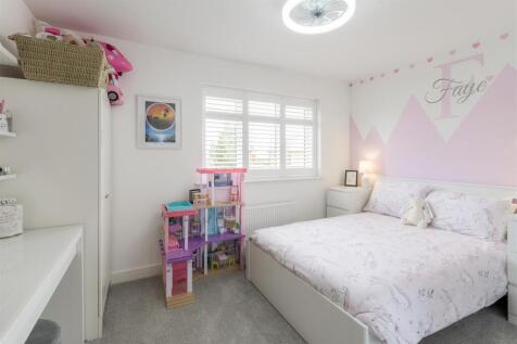 1 Farthington Drive, Nuneaton
