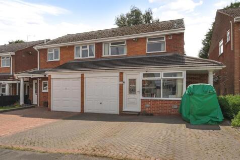 13 Wakeford Close, Nuneaton