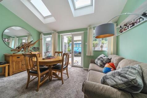 13 Wakeford Close, Nuneaton