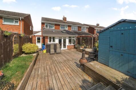 13 Wakeford Close, Nuneaton
