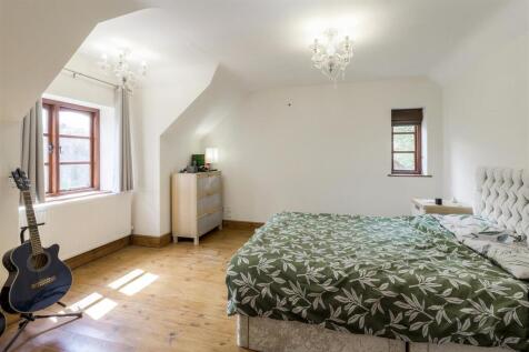 21 Leather Mills Lane, Hartshill