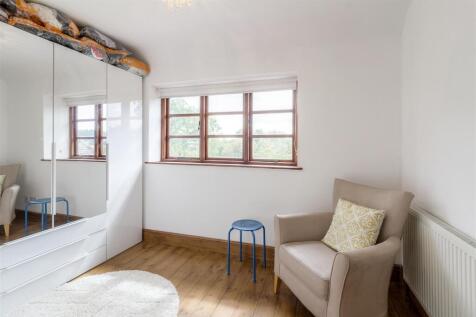 21 Leather Mills Lane, Hartshill