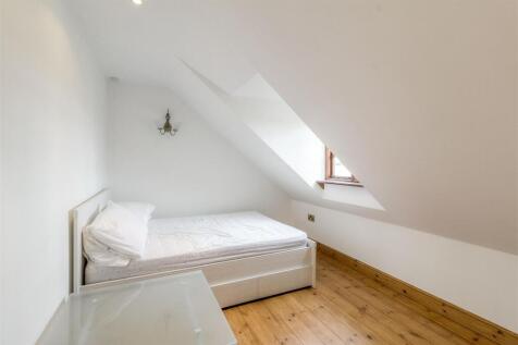 21 Leather Mills Lane, Hartshill