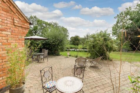 21 Leather Mills Lane, Hartshill