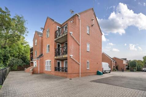 47 Penny Hapenny Court, Atherstone
