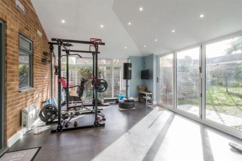 128 Main Street, Clifton Campville