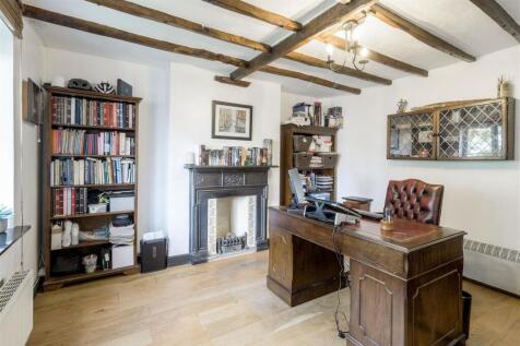 128 Main Street, Clifton Campville