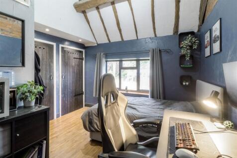 128 Main Street, Clifton Campville