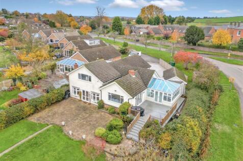 100 Austrey Road, Warton