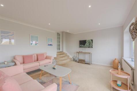 100 Austrey Road, Warton