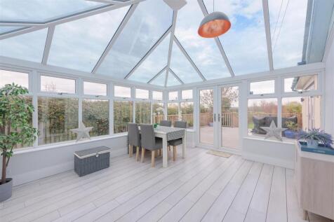 100 Austrey Road, Warton