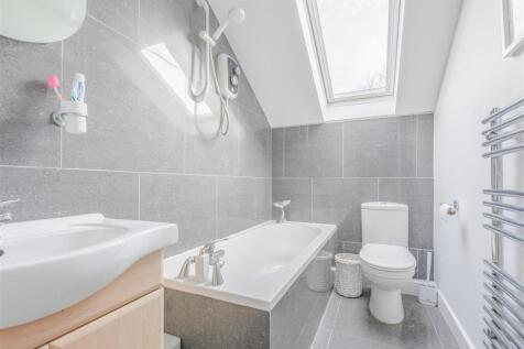 100 Austrey Road, Warton