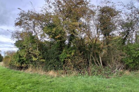 Land at Robinson End