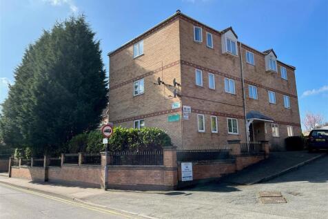 17 Oakleigh Court  frontside.jpg