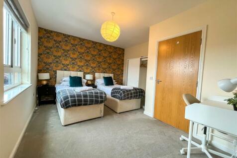 West Cotton Close, Northampton