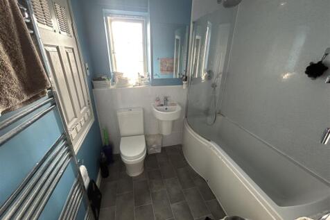 St Crispin Drive, Northampton