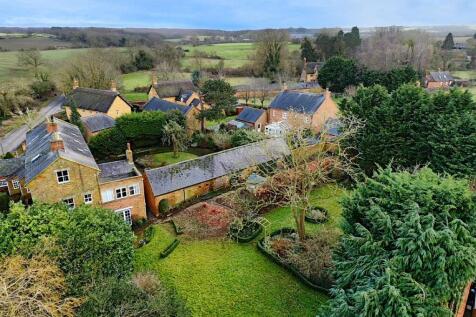 Danesfield, Rothersthorpe