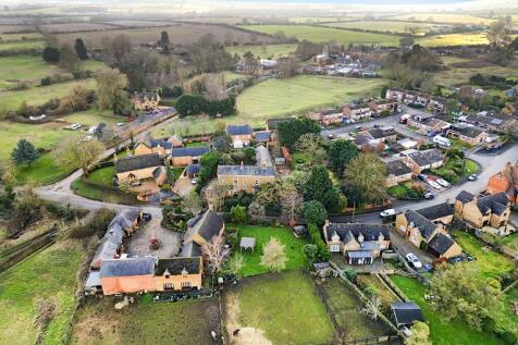 Danesfield, Rothersthorpe