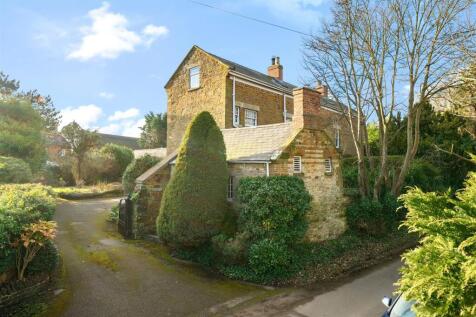 Danesfield, Rothersthorpe
