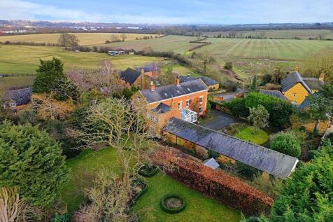 Danesfield, Rothersthorpe
