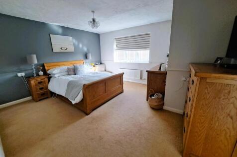 Middle Greeve, Northampton