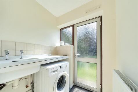 Orchard Close, Northampton
