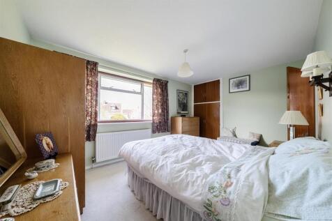 Orchard Close, Northampton