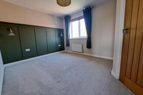 Walmer Close, Northampton