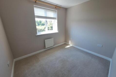Walmer Close, Northampton