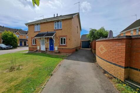 Riverstone Way, Northampton